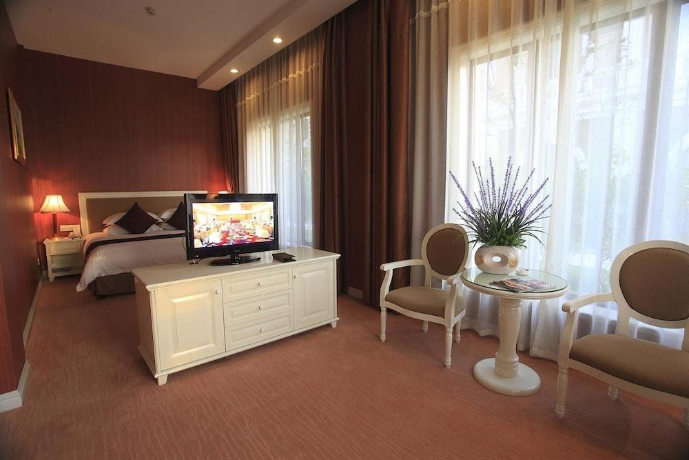 Shanghai Rongju Hotel Lujiazui Hotel Exterior photo